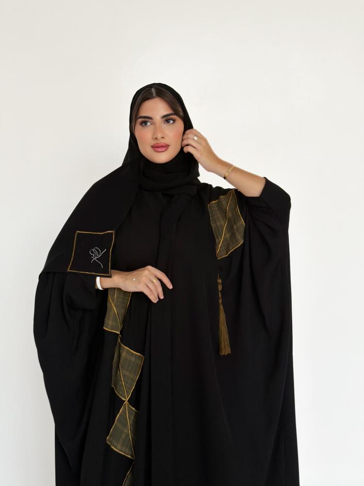 عباية   olive