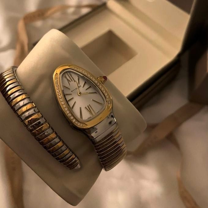 ساعة BVLGARI شامل الملحقات