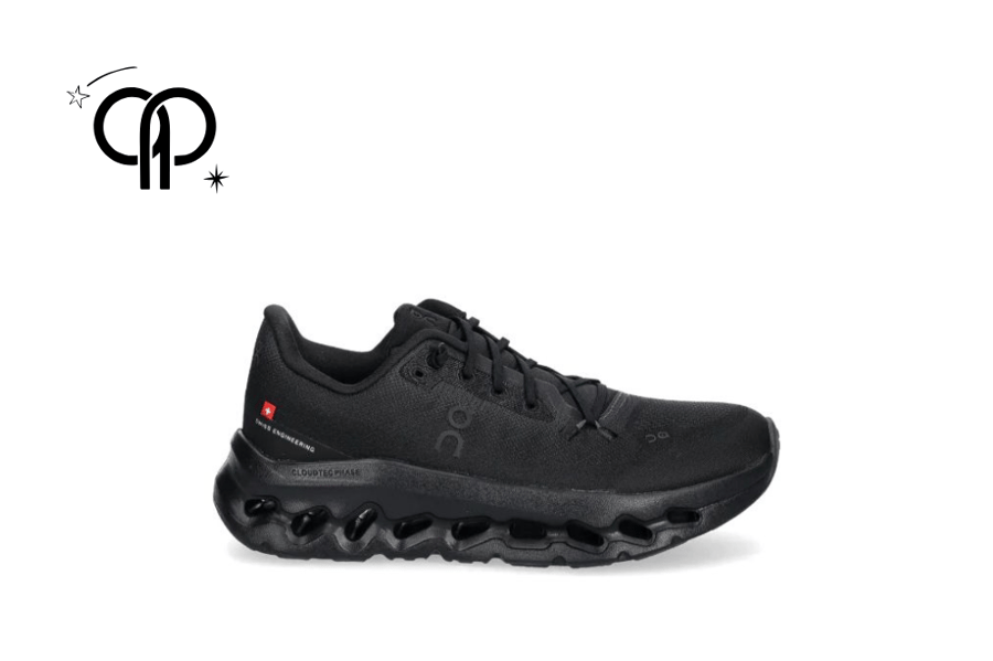 حذاء نسائي اون رانينج اسود  black On Men's Cloudtilt Sneakers.