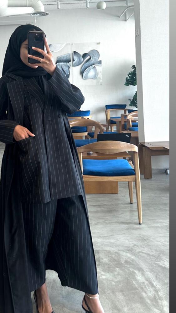 WA17 مع بدلة