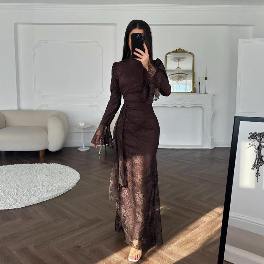 فستان سهرة أنيق من الدانتيل