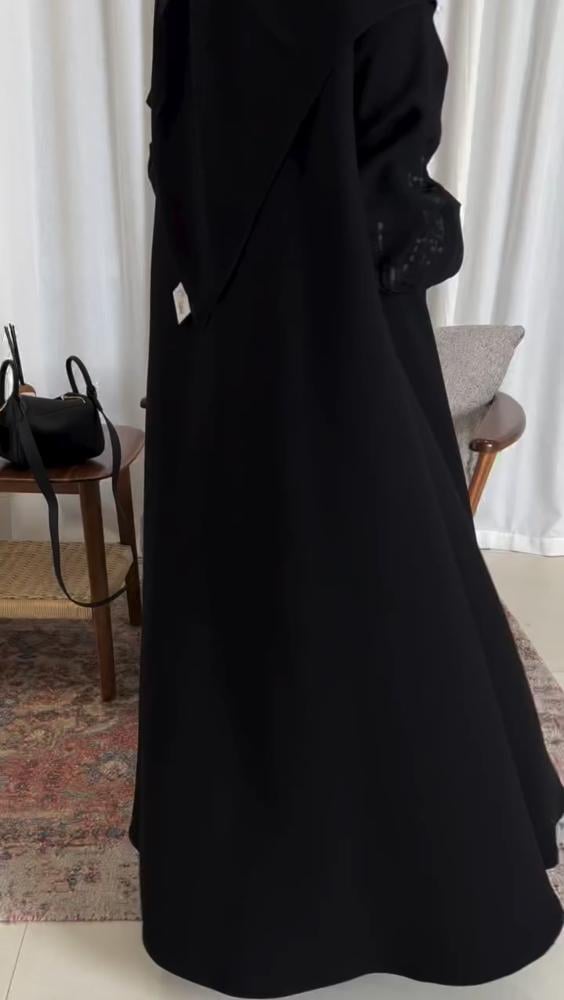National Abaya D25