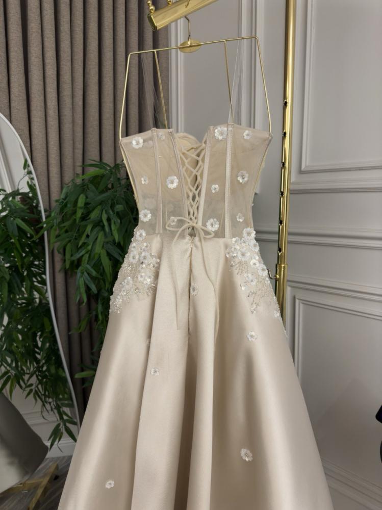 Elegant evening dress, mauve