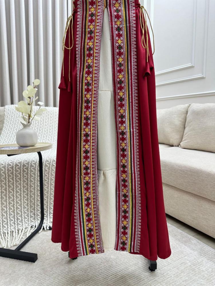 Elegant thobe