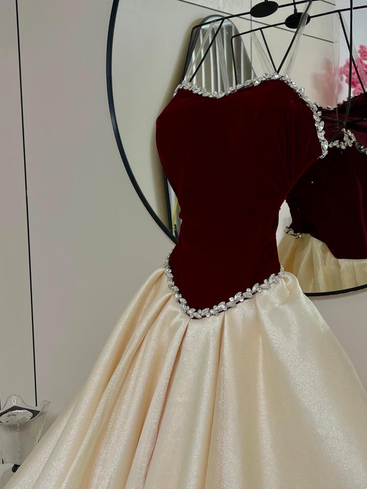 Velvet vest dress embroidered