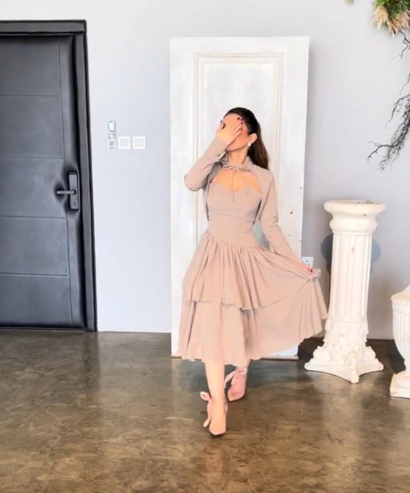 Beige short dress