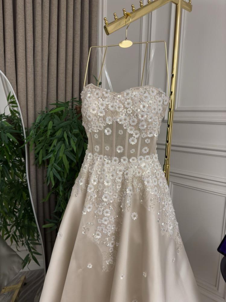 Elegant evening dress, mauve