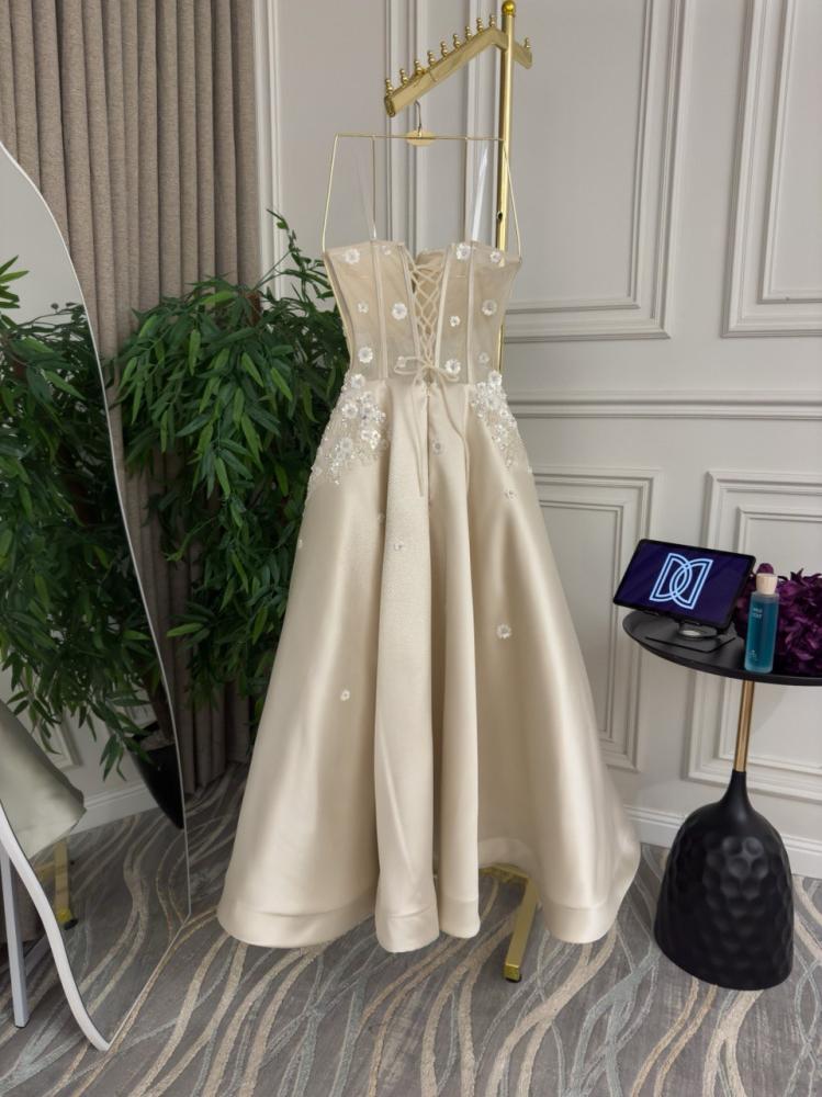 Elegant evening dress, mauve