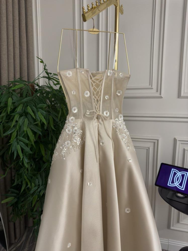 Elegant evening dress, mauve