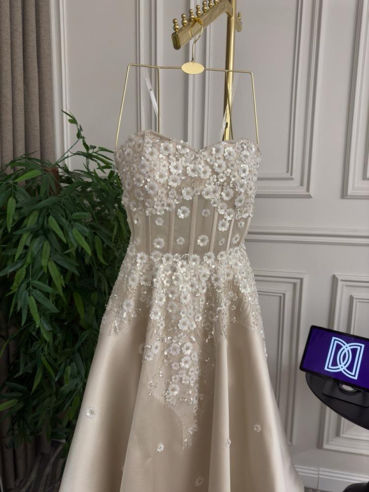 Elegant evening dress, mauve