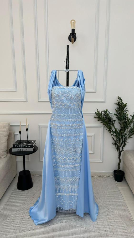 Luxurious dress with full embroidery and a separate tail