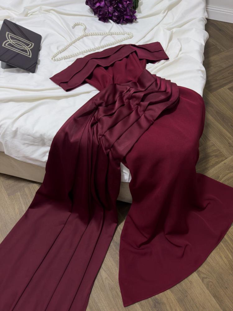 An attractive evening dress