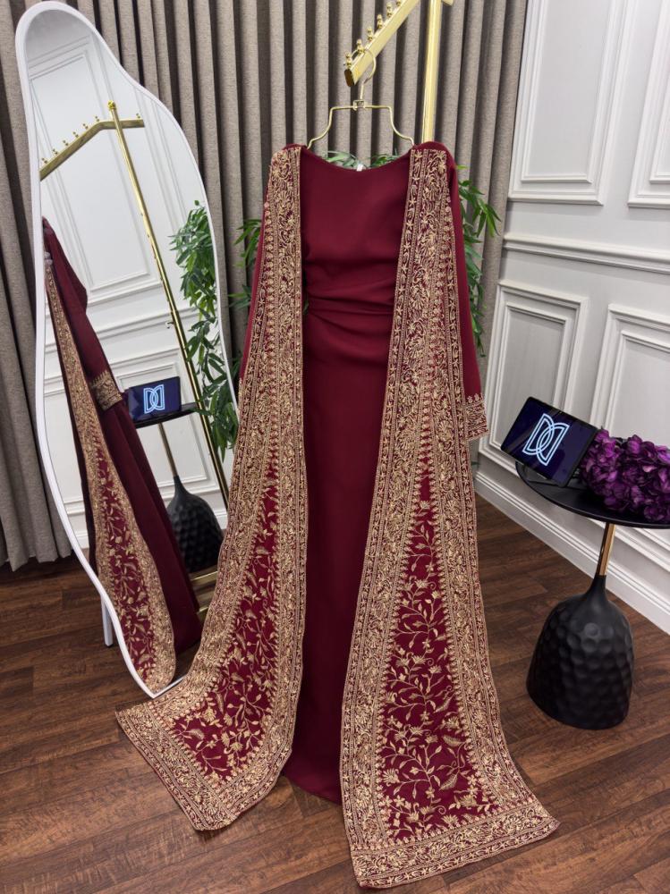 Luxurious embroidered thobe