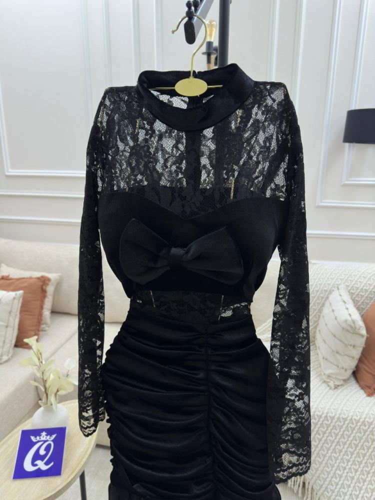 Elegant velvet lace evening dress