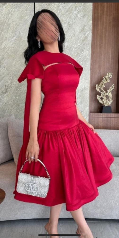 An attractive dress