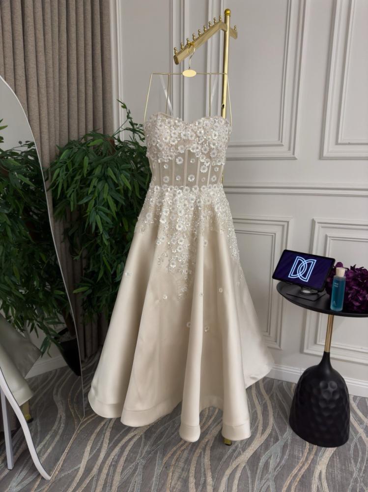Elegant evening dress, mauve