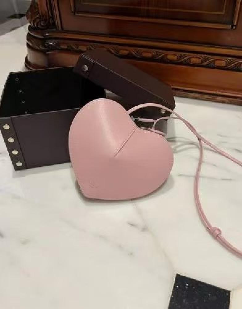 شنطة الايا