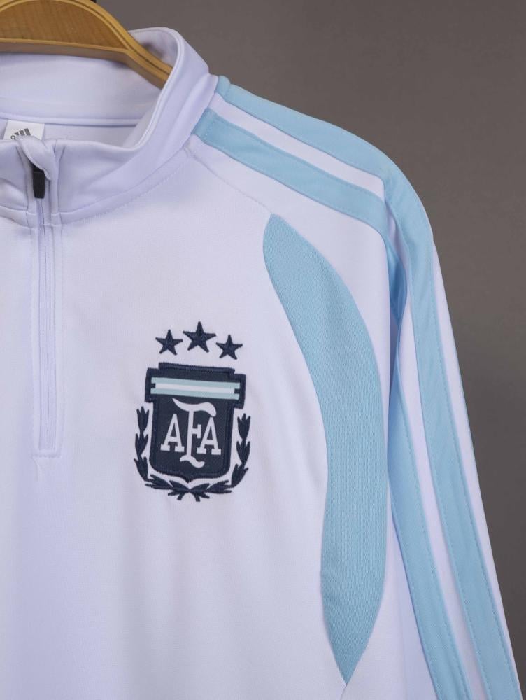 طقم تمارين الارجنتين الابيض 2026