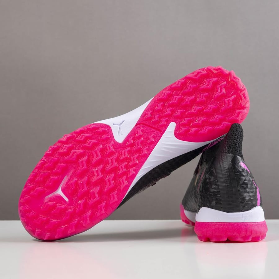 جزمة كرة قدم puma