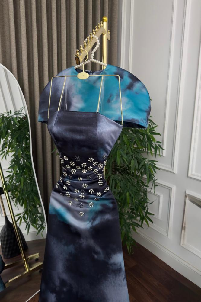 Mechado dress embroidery