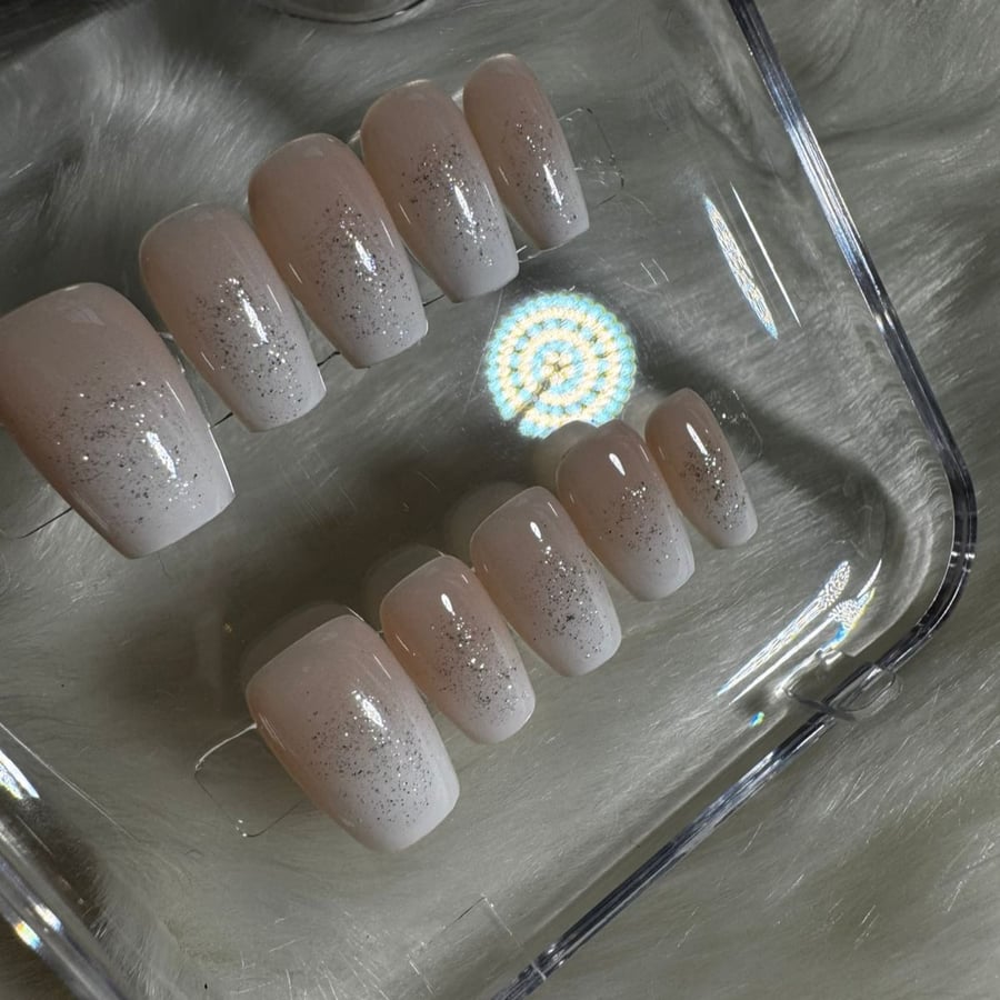 -12- leen nails