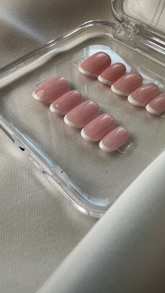 FRENCH PINK OVAL -80-