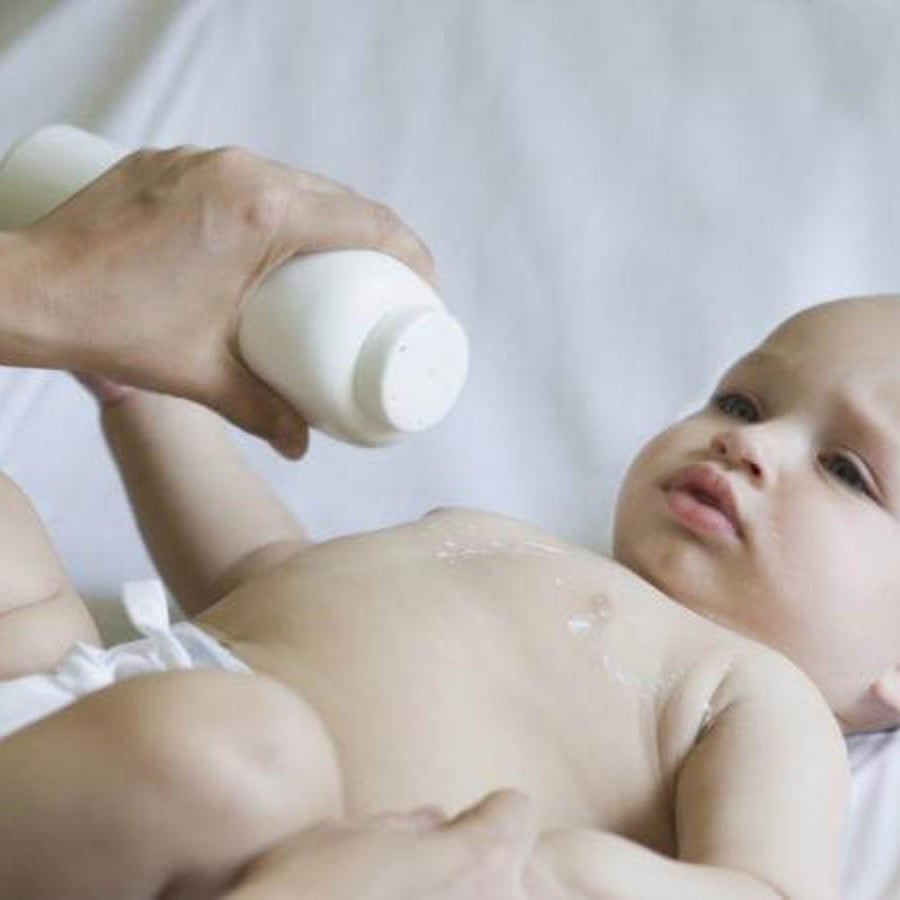 Johnson's Baby Powder 99% Natural - 400 gm