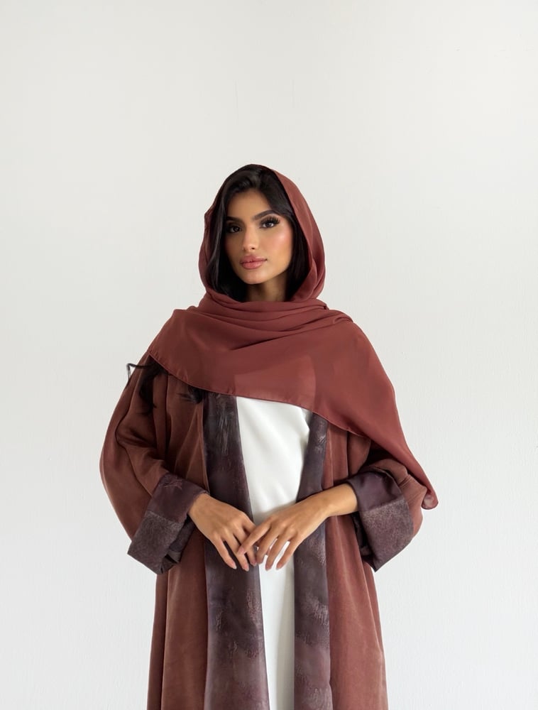 عباية دبل فيس حرير مغسول