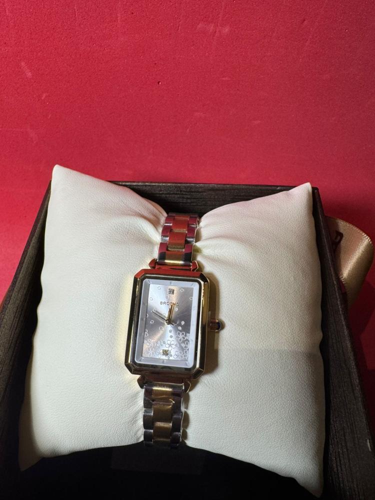 Women's watch gold silver