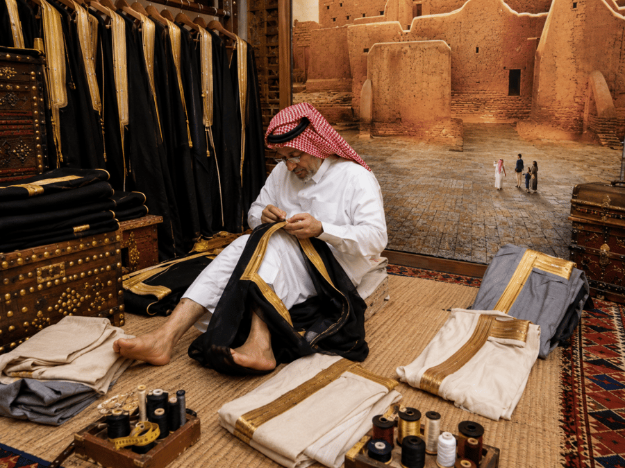 صناعة البشوت