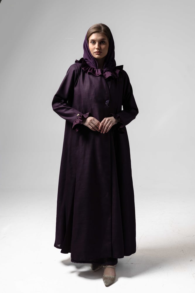 6. Amethyst Blazer Cloché (طقم)