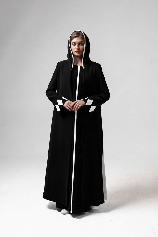 ‏13. Balance Blazer Cloché (طقم)
