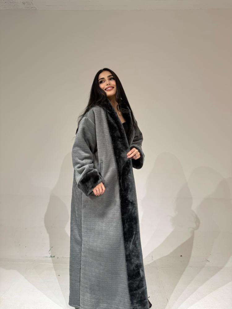 فروة مخمل رمادي