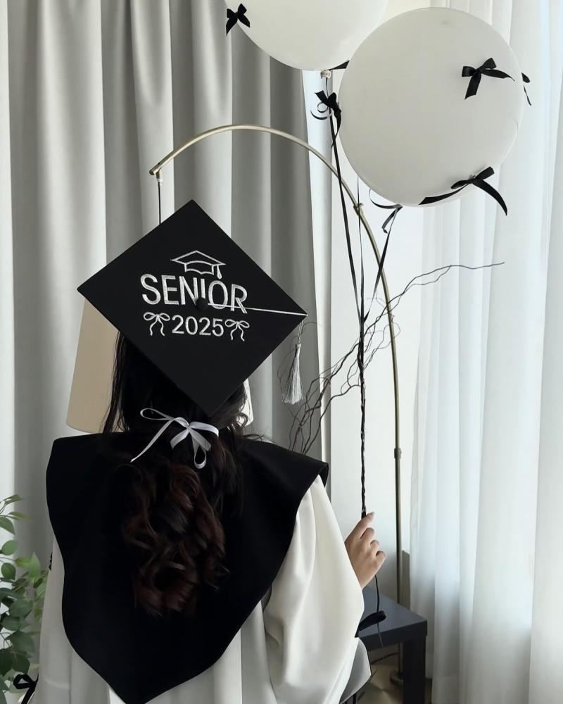 لبس تخرج 2026 لون اوف