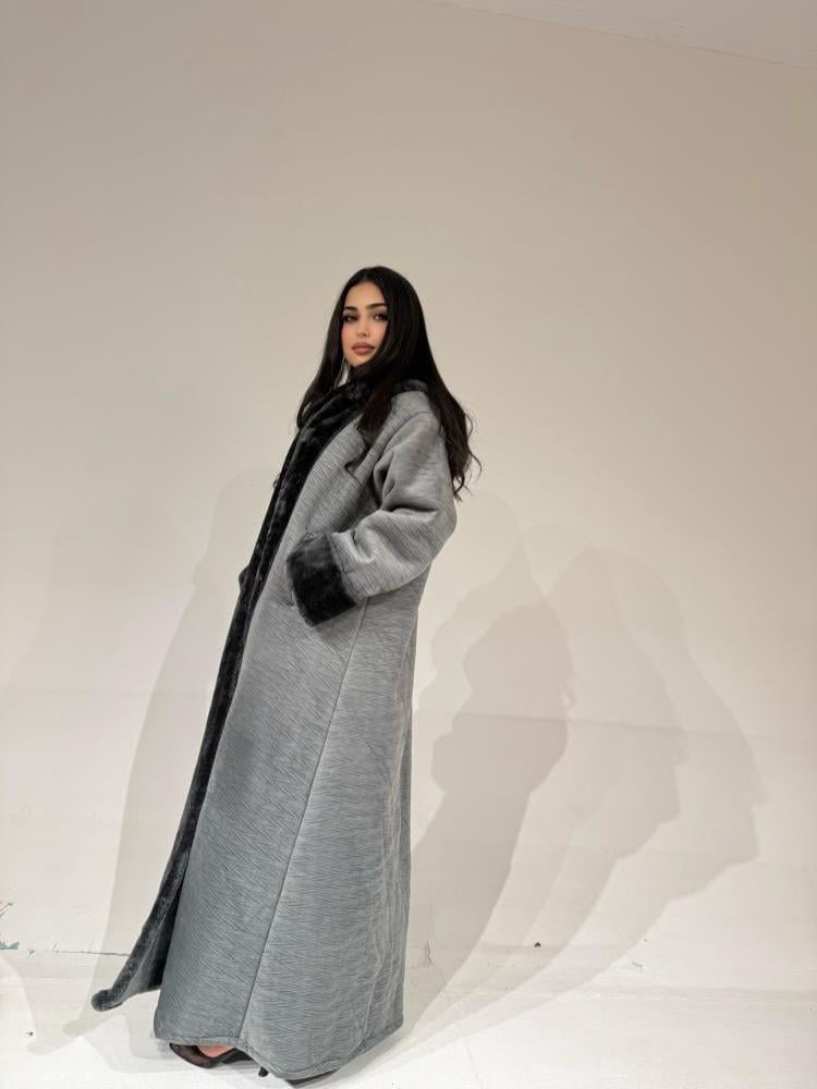 فروة مخمل رمادي