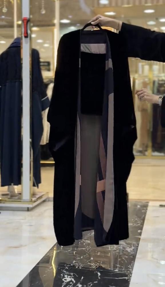عباية مخمل دبل فيس