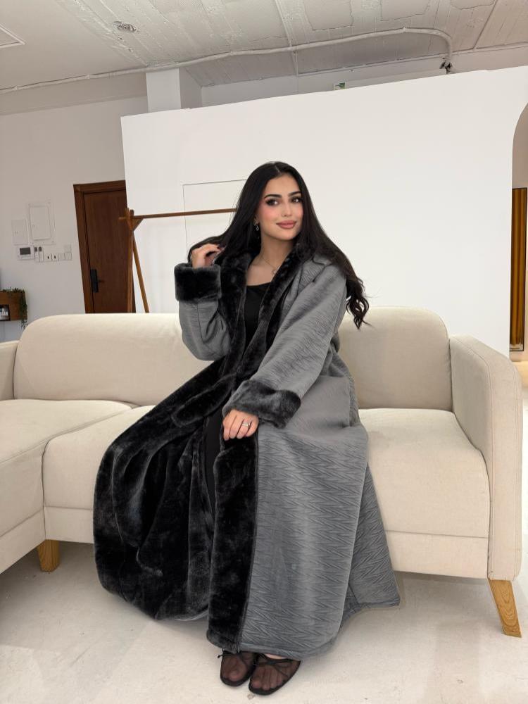 فروة مخمل رمادي