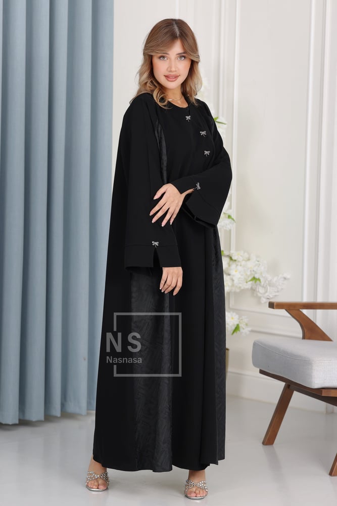 9028 عباية مكس تفتة مشجّر هندي مع يعسوب
