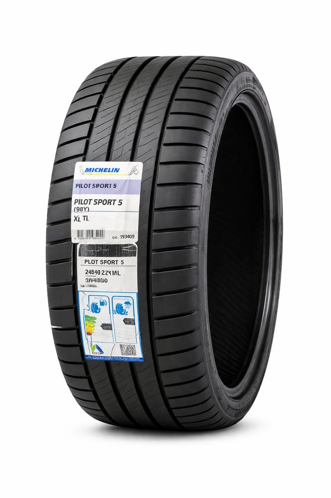 كفر Michelin 245 40R19 قيادة مريحة وتماسك ممتاز