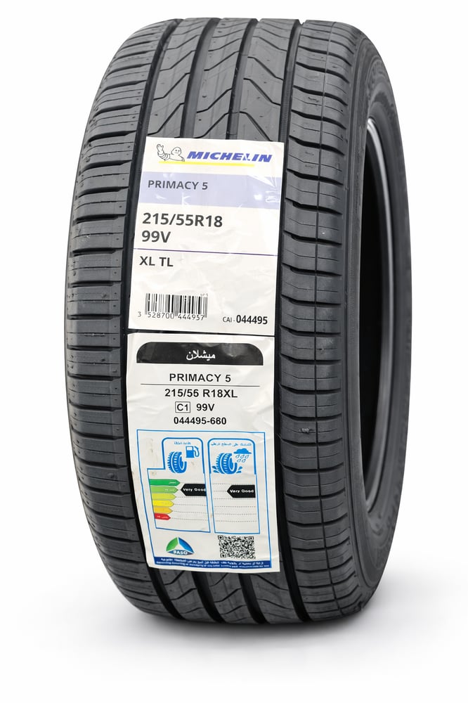 كفر Michelin 215 55 18 قيادة مريحة وتماسك ممتاز
