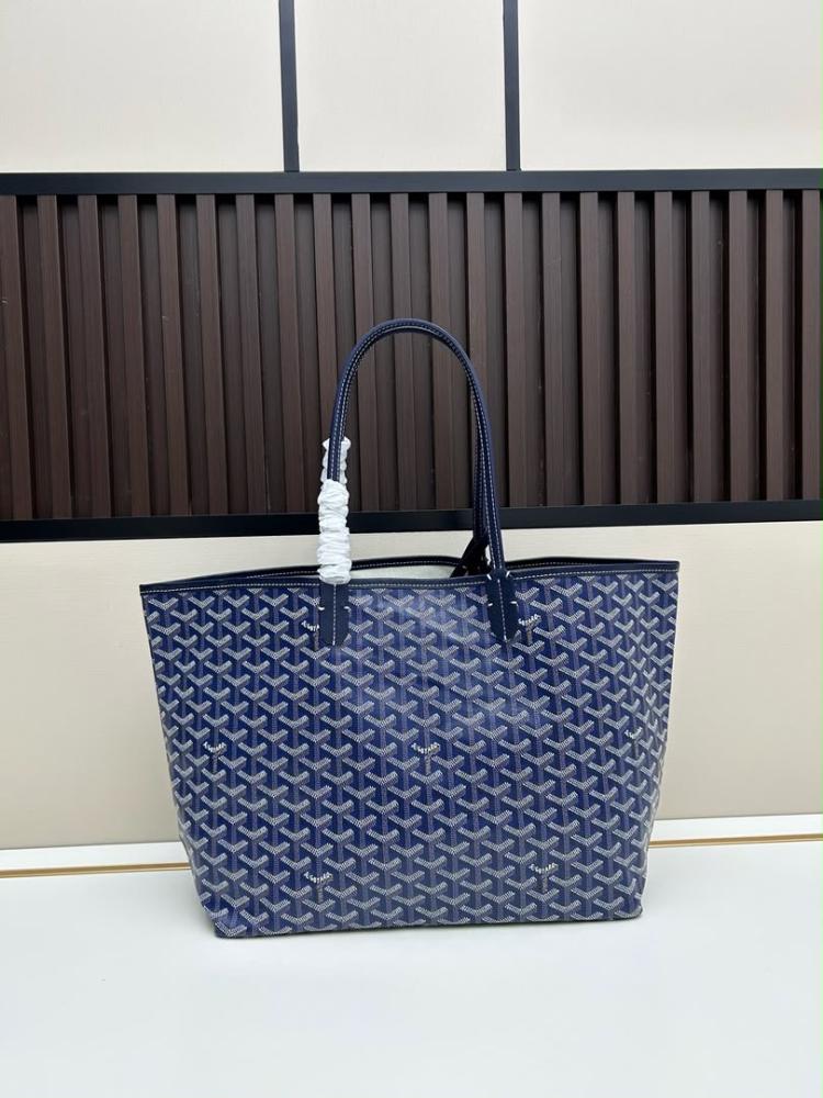 Goyard bag