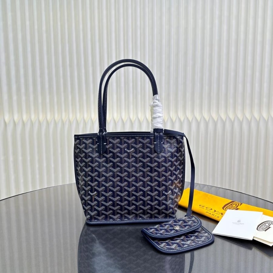 Goyard tow sided