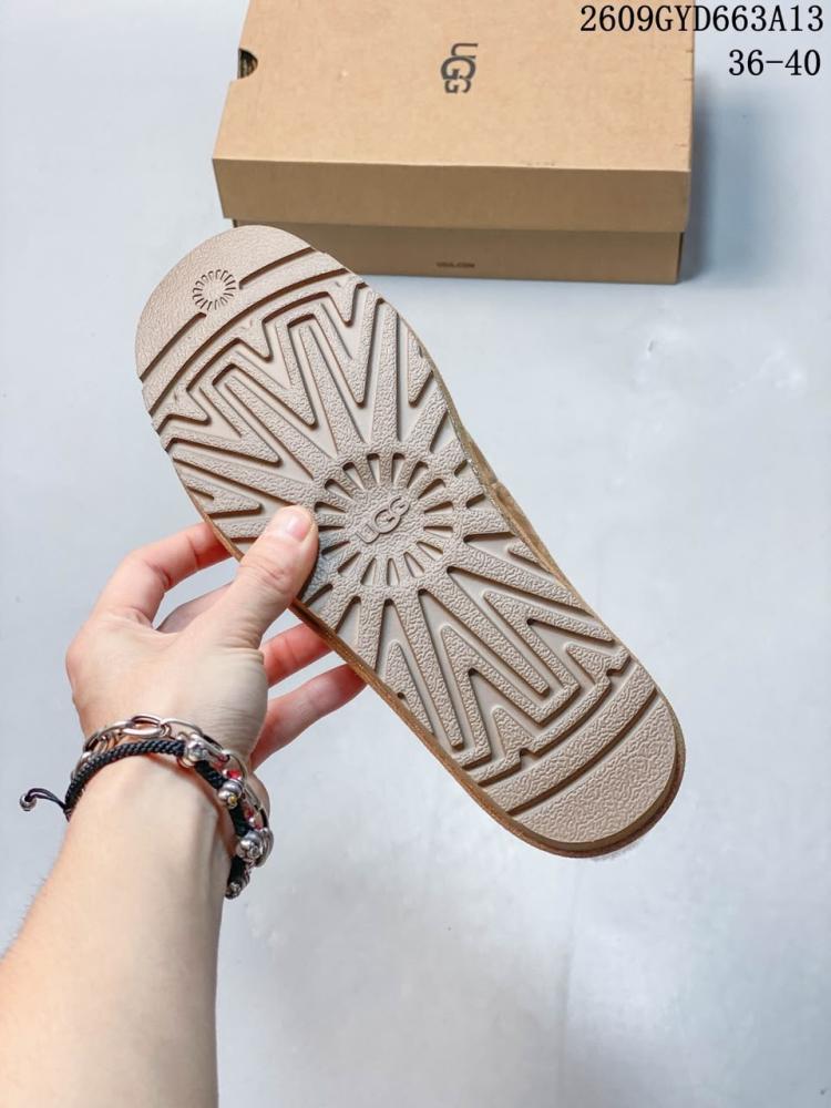 UGG