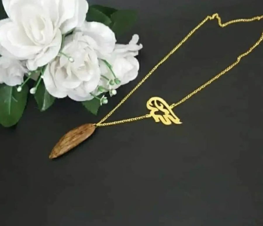 تعليقه سياره بي الاسم والصوره