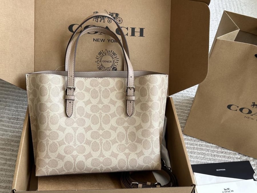 شنطة كوتش mollie tote