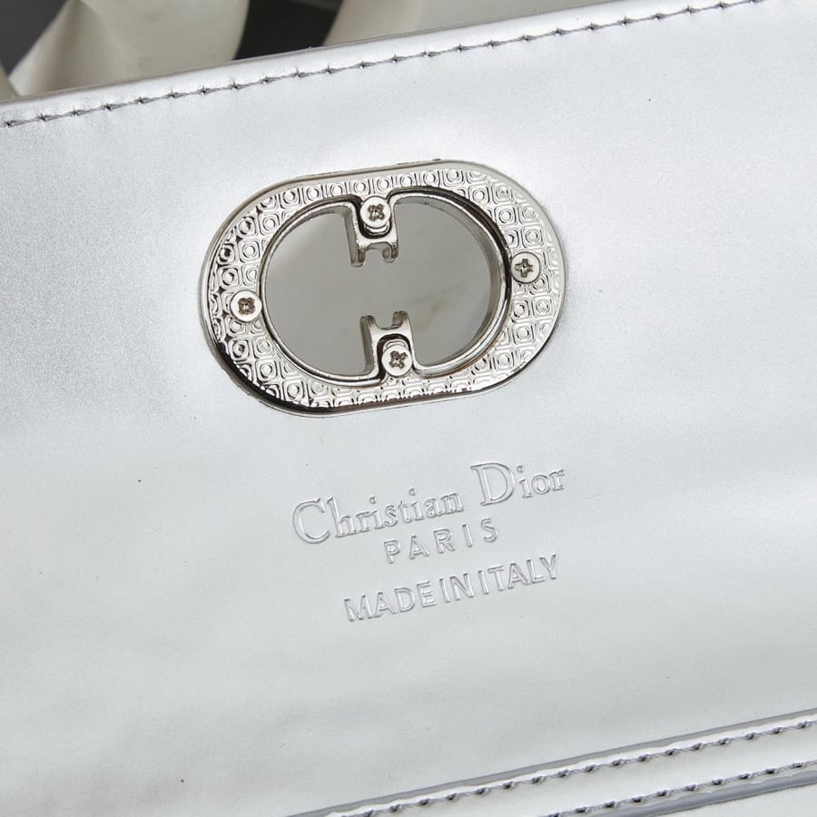 شنطة ديور ليدي Lady كلاتش جلد لامع بسلسلة ومقبض علوي حقيبة سهرة