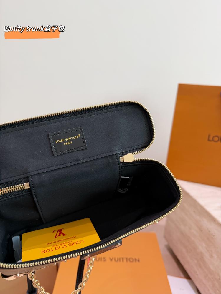 شنطة لويس فيتون فانيتي ترانك - Vanity Trunk مونوغرام