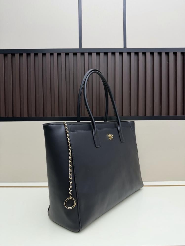 شنطة شانيل Cerf Tote - سيرف توت | حقيبة عملية