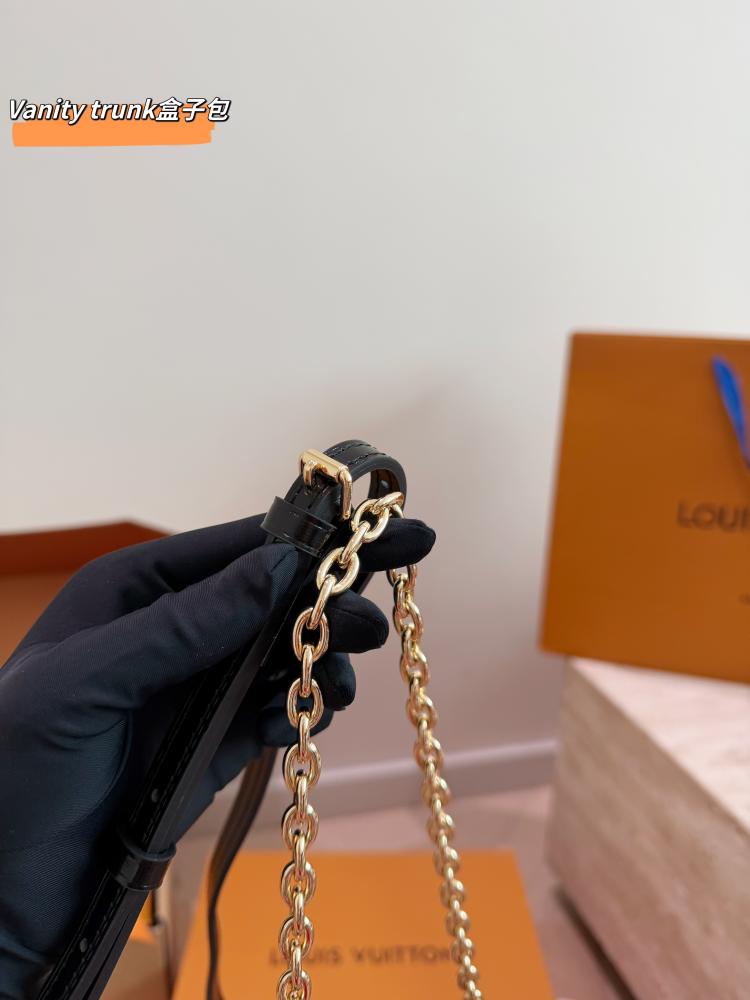 شنطة لويس فيتون فانيتي ترانك - Vanity Trunk بني