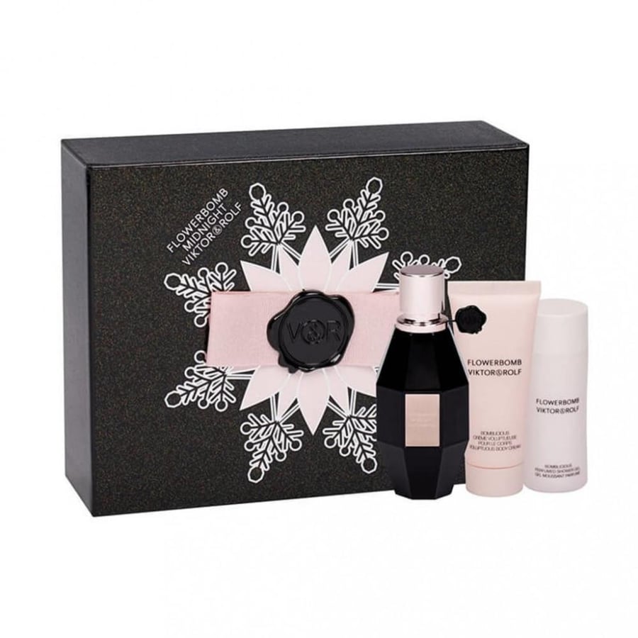 طقم فيكتور اند رولف فلاوربومب ميدنايت او دو بارفيوم (عطر 50مل+شاور جل 50مل+بودي كريم 40مل)